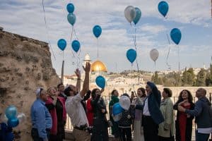 הפקת בר מצווה בכותל למשפחה מסורתית